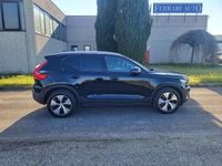 Usata Volvo XC40 Momentum 163 CV (119 kW) 2021 Nero SUV
