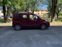 Usata Fiat Fiorino Trekking 77 CV (56 kW) 2010 Rosso Monovolume