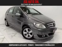 Usata Mercedes B180 109 CV (80 kW) 2009 Grigio Monovolume