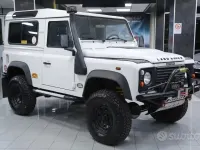 Usata Land Rover Defender 122 CV (89 kW) 2006 Bianco SUV