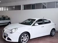 Usata Alfa Romeo Giulietta Exclusive 170 CV (125 kW) 2012 Bianco Utilitaria