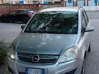 Usata Opel Zafira 150 CV (110 kW) 2009 Grigio Monovolume