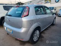 Usata Fiat Punto Lounge 69 CV (50 kW) 2014 Grigio Utilitaria