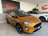 Usata Ford Fiesta 100 CV (73 kW) 2018 Marrone Utilitaria