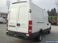 usata Iveco Daily Furgone tetto alto gemellato rif. 17761278