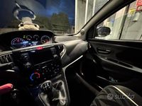 Usata Lancia Ypsilon 69 CV (50 kW) 2017 Grigio Utilitaria