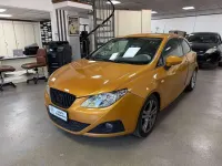 Usata Seat Ibiza Copa 75 CV (55 kW) 2011 Oro Berlina