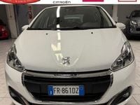 Usata Peugeot 208 Active 82 CV (60 kW) 2018 Bianco Utilitaria