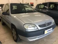 Usata Citroën Saxo 60 CV (44 kW) 2002 Grigio Utilitaria