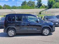 Neu Peugeot Rifter Allure 102 PS (75 kW) 2025 Schwarz Van / Kleinbus