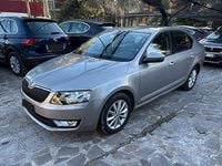 Usata Skoda Octavia Elegance 105 CV (77 kW) 2015 Grigio Berlina