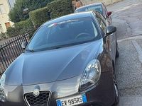 Usata Alfa Romeo Giulietta 105 CV (77 kW) 2013 Grigio Utilitaria