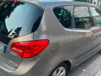 Usata Opel Meriva 95 CV (69 kW) 2011 Bluazzurro Monovolume