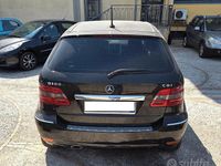 Usata Mercedes B180 109 CV (80 kW) 2009 Nero Monovolume