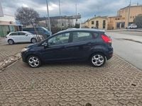 Usata Ford Fiesta 82 CV (60 kW) 2011 Blu Utilitaria