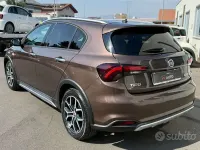 Usata Fiat Tipo Cross 101 CV (74 kW) 2021 Marrone Berlina
