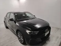 Usado Audi A1 110 CV (80 kW) 2023 Negro SUV
