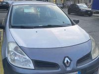 Usata Renault Clio III Rip Curl 68 CV (50 kW) 2007 Argento Berlina