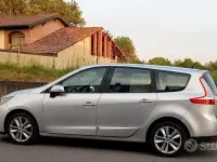 Usata Renault Scenic E-Tech 110 CV (80 kW) 2012 Grigio Berlina