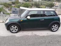 Usata Mini Cooper D 110 CV (80 kW) 2008 Verde Utilitaria