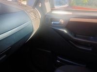 Begagnad Opel Meriva 75 HK (55 kW) 2007 Svart Minibuss