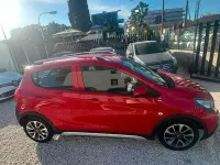 Usata Opel Karl Rocks 73 CV (53 kW) 2019 Rosso Utilitaria