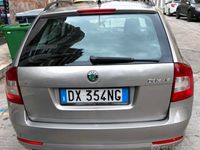 Usata Skoda Octavia 105 CV (77 kW) 2010 Marrone Station wagon