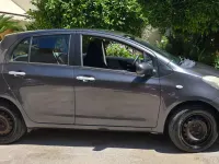 Usata Toyota Yaris Sol 69 CV (50 kW) 2010 Grigio Utilitaria