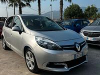 Usata Renault Scénic III XMOD 110 CV (80 kW) 2014 Argento Monovolume