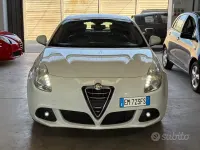 Usata Alfa Romeo Giulietta Progression 120 CV (88 kW) 2012 Bianco Utilitaria