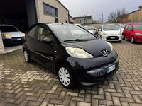 Usata Peugeot 107 68 CV (50 kW) 2008 Nero Utilitaria