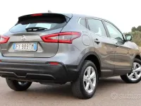 Usata Nissan Qashqai 116 CV (85 kW) 2019 Grigio SUV