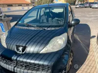 Usata Peugeot 107 68 CV (50 kW) 2009 Grigio Utilitaria