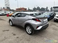 Usata Toyota C-HR Active 122 CV (89 kW) 2021 Grigio SUV
