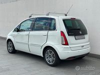 Usata Lancia Musa 77 CV (56 kW) 2010 Bianco Monovolume