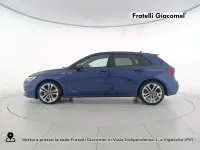 Usata Audi A3 S-Line 150 CV (110 kW) 2025 Blu navarra metallizzato Berlina
