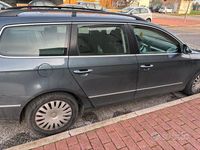 Usata VW Passat 140 CV (102 kW) 2009 Grigio Station wagon