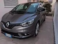Usata Renault Scénic IV 110 CV (80 kW) 2018 Grigio Monovolume