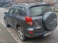 Usata Toyota RAV4 136 CV (100 kW) 2006 Grigio SUV