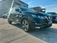 Usata Nissan Qashqai N-Connecta 110 CV (80 kW) 2018 Nero SUV