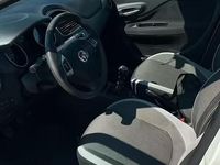 Usata Fiat Punto 77 CV (56 kW) 2012 Utilitaria