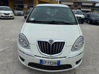 Usata Lancia Musa Gold 95 CV (69 kW) 2012 Bianco Monovolume