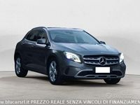 Usata Mercedes GLA180 122 CV (89 kW) 2019 Grigio SUV