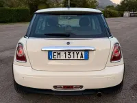 Usata Mini ONE 75 CV (55 kW) 2012 Bianco Utilitaria