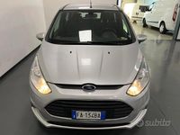 Usata Ford B-MAX Titanium 75 CV (55 kW) 2015 Grigio Monovolume
