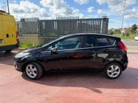 Usata Ford Fiesta Titanium 68 CV (50 kW) 2010 Nero Utilitaria