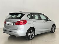 Usata BMW 216 Active Tourer Sport Line 116 CV (85 kW) 2015 Argento Monovolume