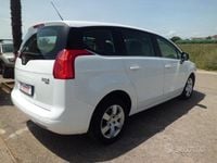 Usata Peugeot 5008 Allure 115 CV (84 kW) 2012 Bianco Monovolume