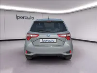 Usata Toyota Yaris Hybrid Style 101 CV (74 kW) 2018 Grigio Berlina