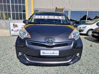 Usata Toyota Verso-S 90 CV (66 kW) 2011 Grigio scuro Monovolume